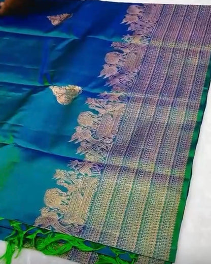 ✨ Royal Blue Banarasi Border Soft Silk Saree