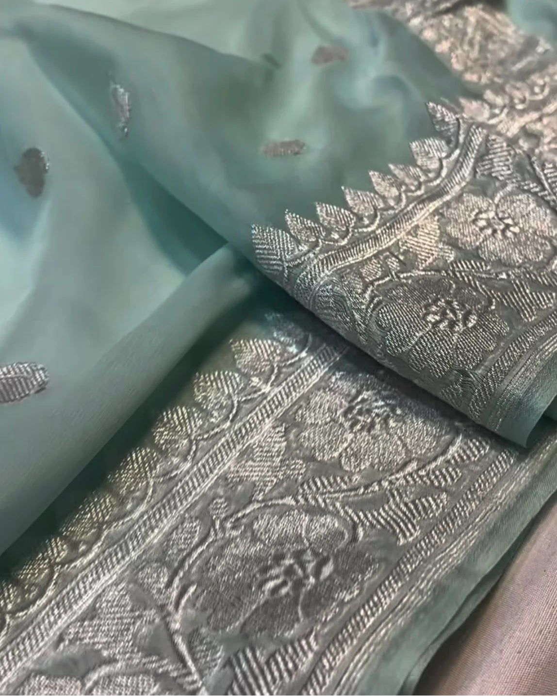 Mint Silver Zari Paisley Elegance Saree